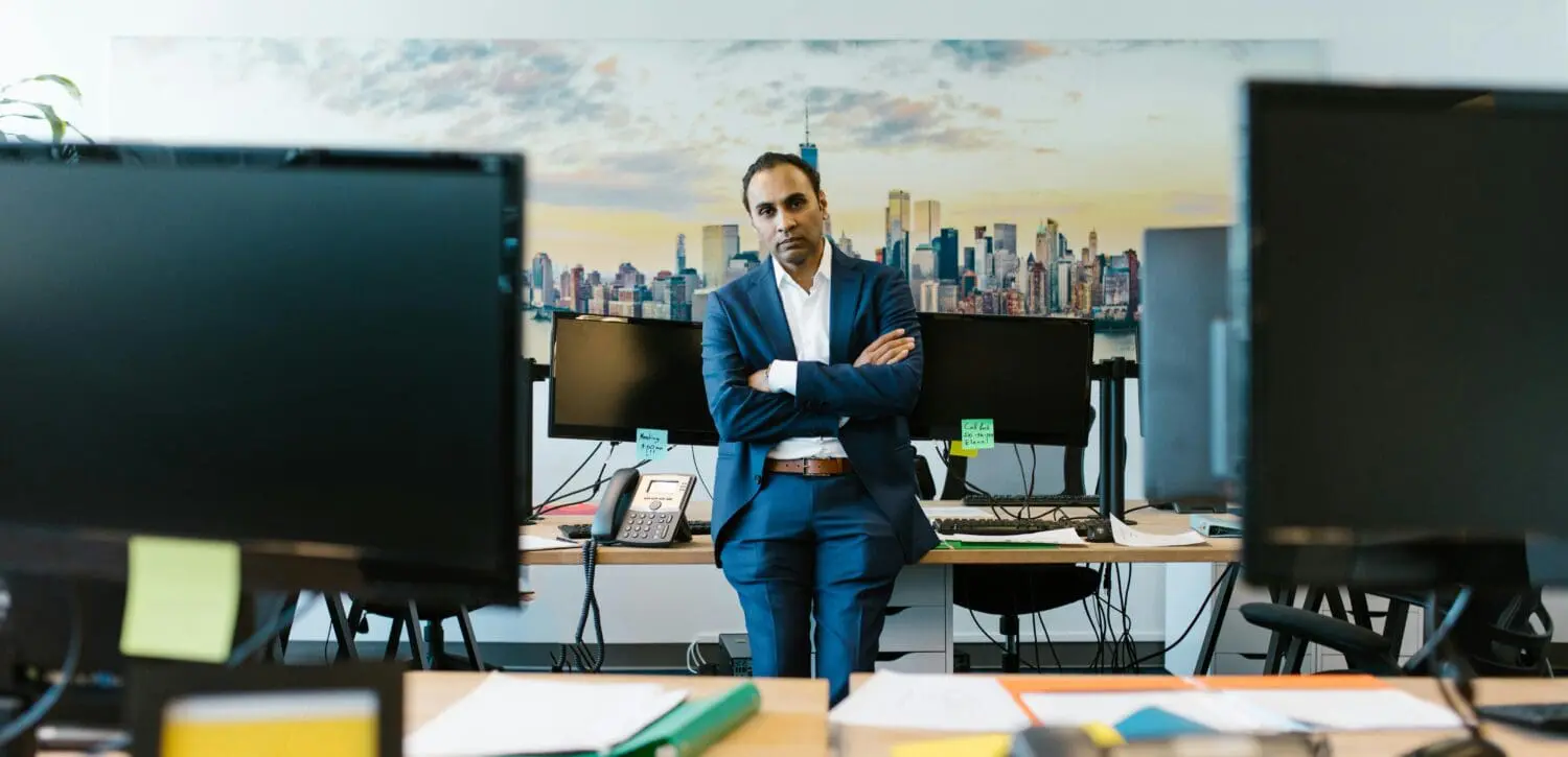 The 5 Leadership Habits That Quietly Push Your Team Away featured image